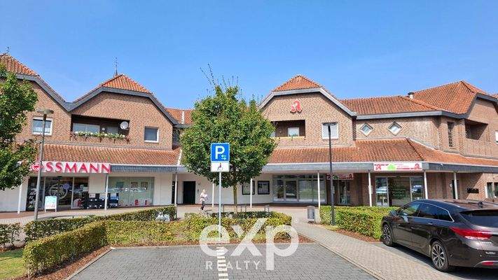 Nähere Umgebung 50 - 100 M, 4