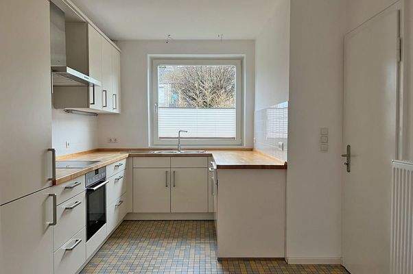 Voll ausgestattete Küche