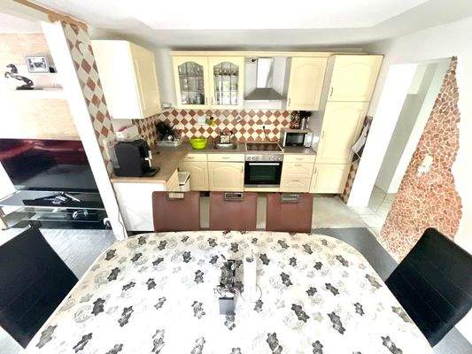 12325 Küche mit Essbereich EG