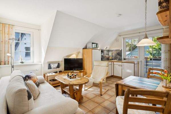 Wohnbereich + Küche Fewo