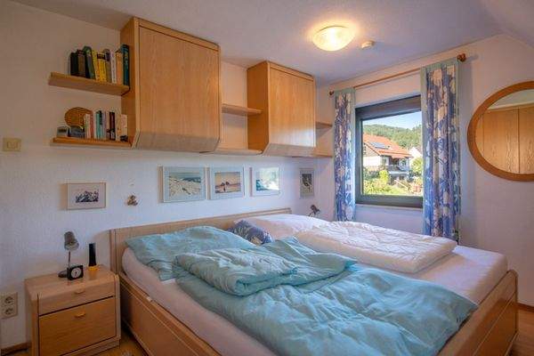 Stock_1_Schlafzimmer