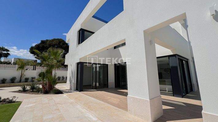Sea Views Villa Nearby the Beach in Benissa Alicante