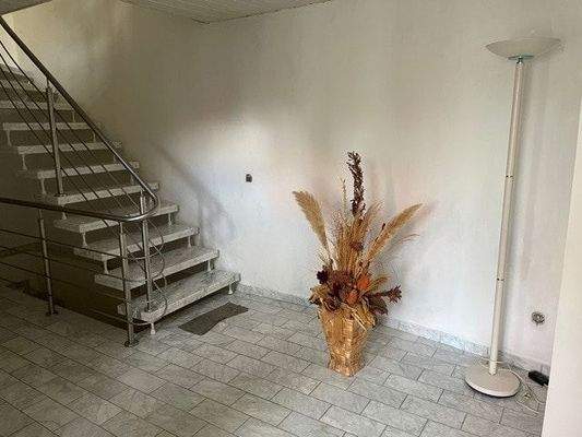 Treppe ins Obergeschoß