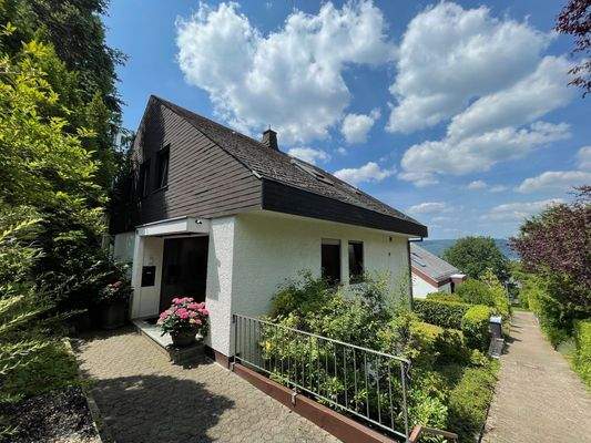 Vorderansicht_Eingang