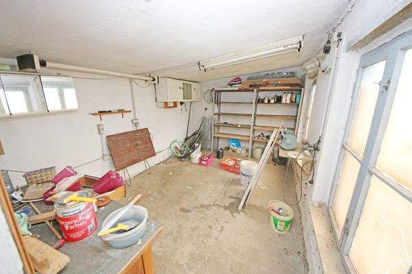 Werkstatt im Nebengelass