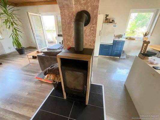 ZFH: Wohnzimmer / offene Küche (Wohnung OG)