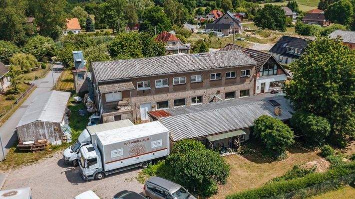 Werkstatt und Lagerflächen