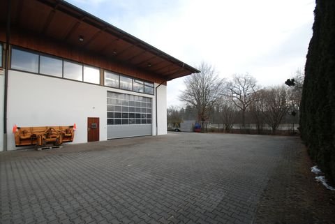 Iffeldorf Halle, Iffeldorf Hallenfläche