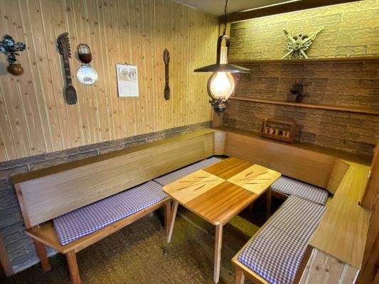 Essbereich am Wohnzimmer