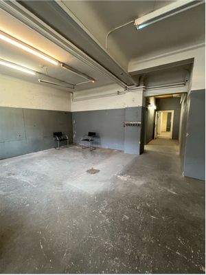 Perspektive aus der Eingangstür in die Ladenfläche