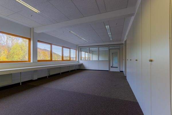 Büroraum (Gruppenbüro)