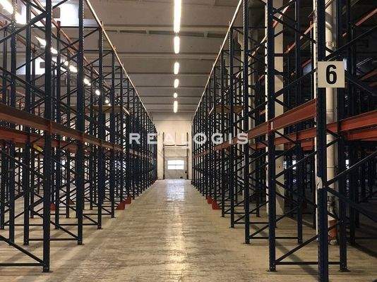 Halle 8 Innenansicht