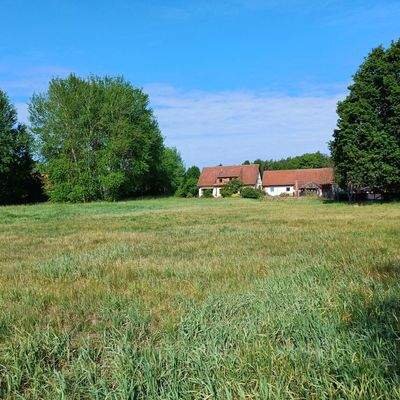 Grundstück mit Haus