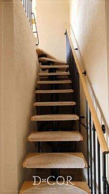 KI Treppenaufgang mit neuem Farbvorschlag