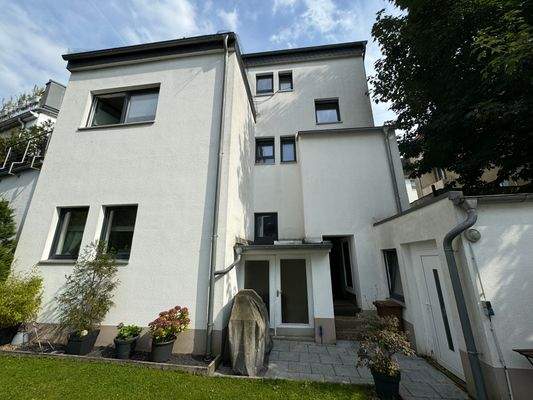 Haus Rückansicht.JPG