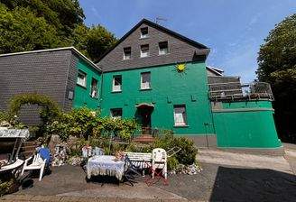 1 Willkommen in der Hardtstraße.JPEG