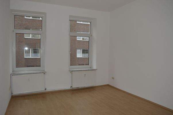 Luisenstraße 25_EG rechts 1.JPG