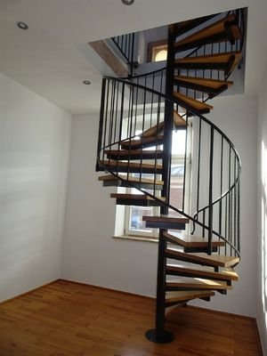 Wendeltreppe in?s DG