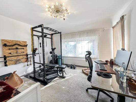 weiteres Zimmer im Obergeschoss