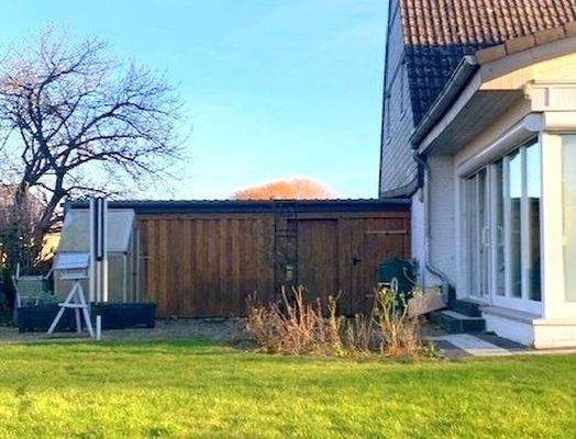 Abstellraum neben Nutzgarten