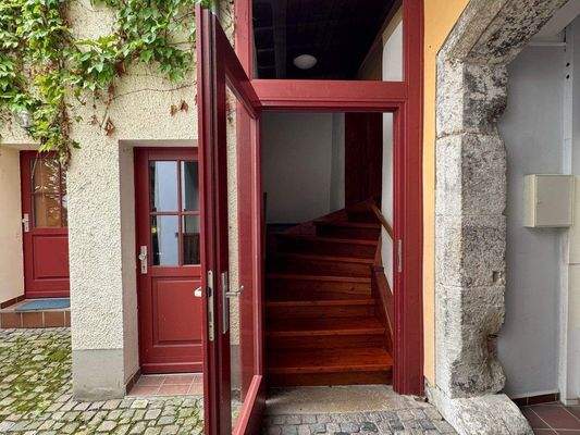Zugang zum Treppenhaus