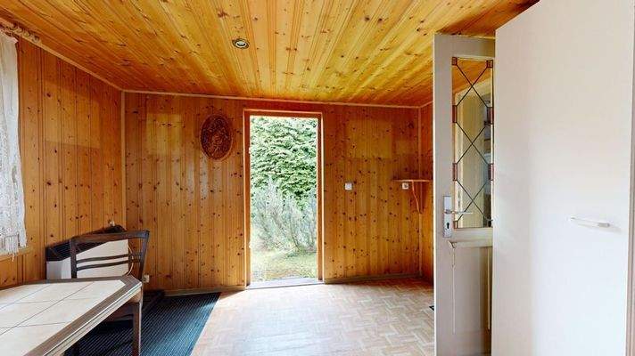  Gartenhaus Eingangsbereich  