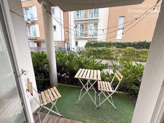 Südwestlich ausgerichtete Terrasse