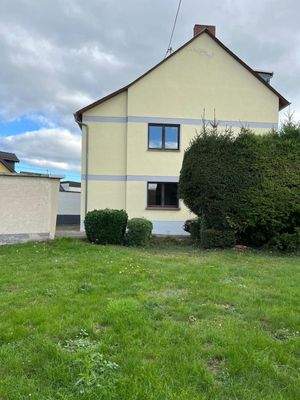 Haus und Grundstück