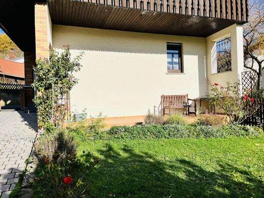 Ihr Lieblingsplatz im Sommer... die überdachte Terrasse