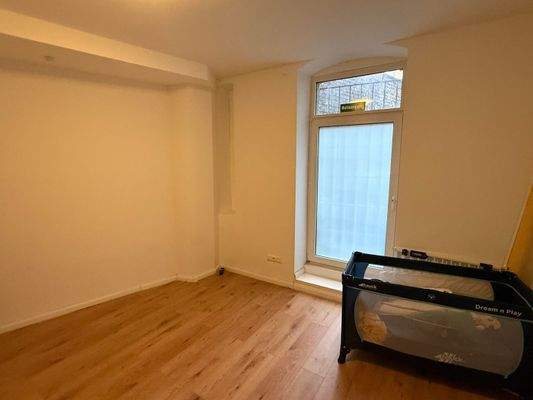 Raum 3 Ausgang Innenhof