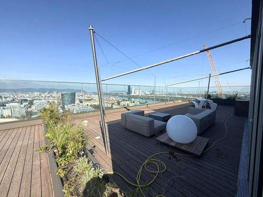 Pool am Dach / Lounch mit Ausblick