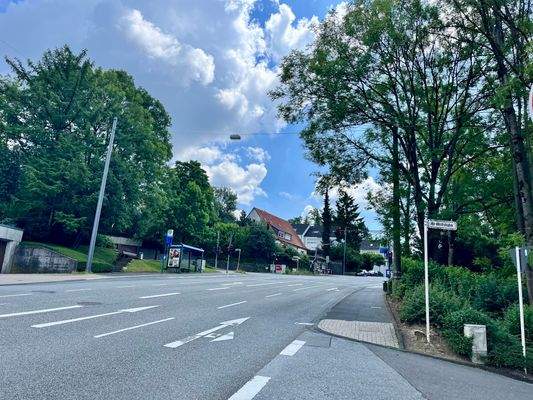 Umgebung/Bushaltestelle