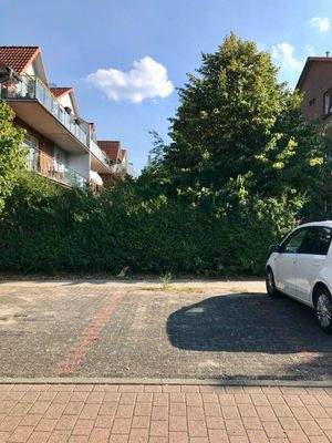 PKW-Stellplatz im Kaufpreis inkludiert.jpg