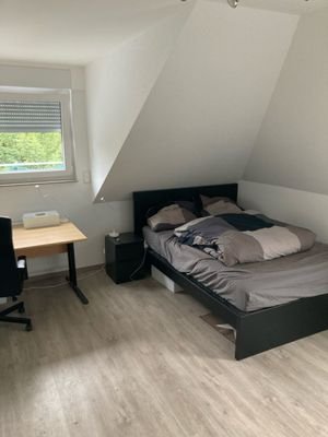 Zimmer neu renoviert