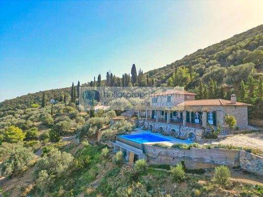 a3bdb519e6144ec7979bdbfba4d1847e-original