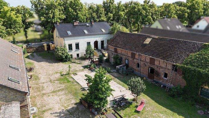 Luftbild Innenhof.JPG