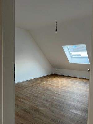 Heidm.Whg 16_Zimmer1.JPEG