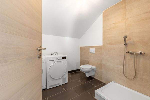 Bad - Dachgeschoßwohnung