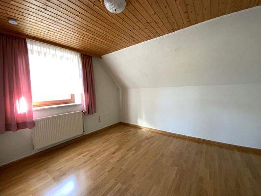 Zimmer im Dachgeschoss