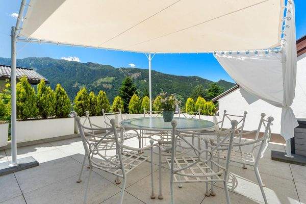 Terrasse  mit Ausblick