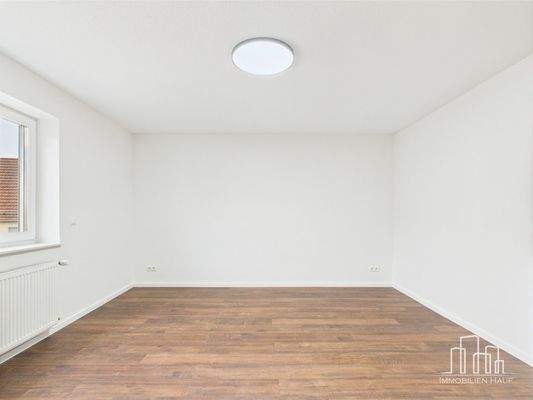 CAM02839G0-PR0260-STILL011