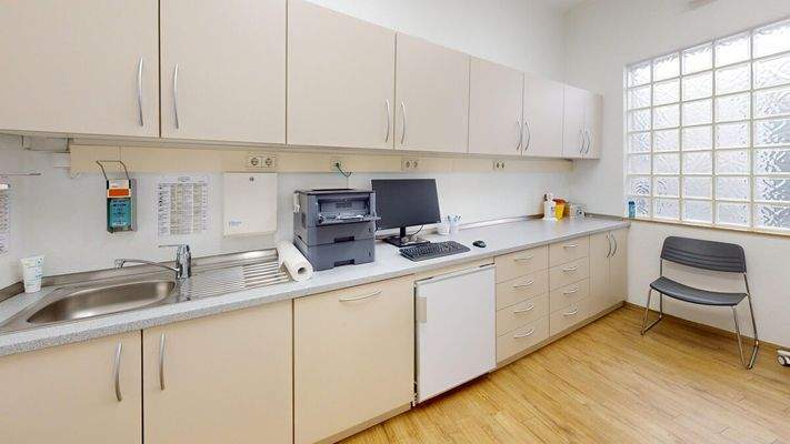 Küche mit Aufenthaltsraum