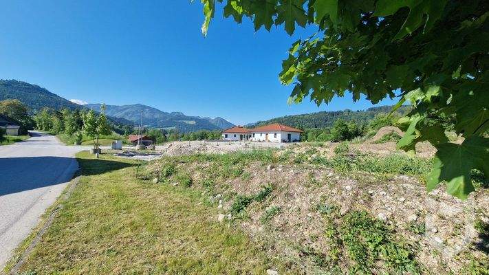 Weiteres Grundstück