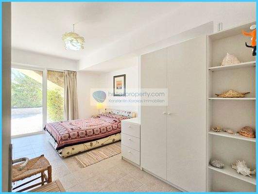 e169be7668dc44a59264617f847fa6be-original