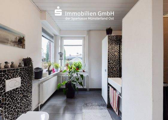 Badezimmer im Erdgeschoss