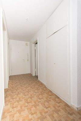 Flur mit Einbauschrank