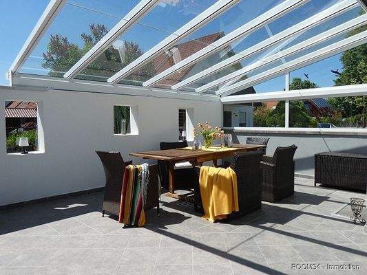 überdachter Freisitz 