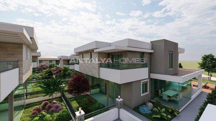 Houses with Private Pools and Gardens in Manavgat