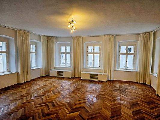 Wohn-, Aufenthalts- und Esszimmer 1.OG