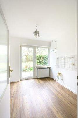 Küche mit Terrasenzugang.JPG